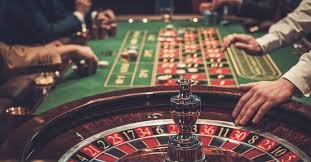 Permainan slot populer di lebah777 termasuk Aviator, Sweet Bonanza, Gates of Olympus, dan Fortune Tiger